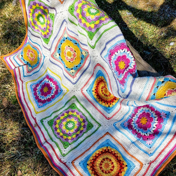Boxed Floral Squares Blanket Pattern