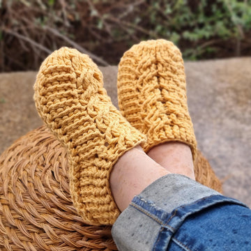 Cozy crochet slippers socks for adults and kids pattern S26