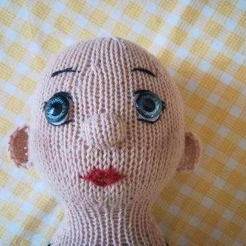 Toy knitting patterns, Wednesday doll
