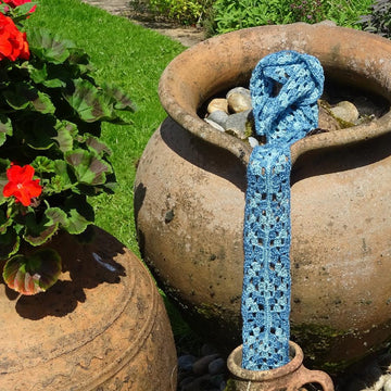 July crochet scarf (continuous grannies)