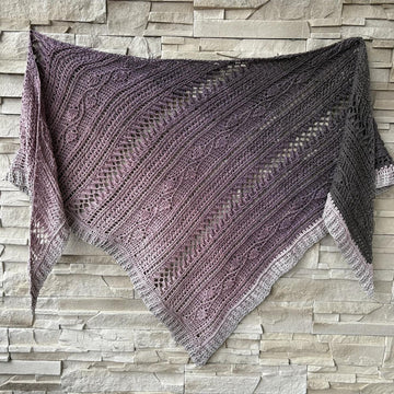 Triangular Scarf "Nikaia"