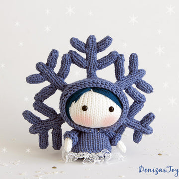 Tanoshi SnowFlake Doll