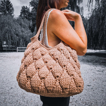 Figs Crochet Handbag