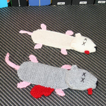 Squashed Rat Knitted Bookmark