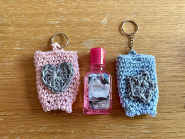 Keyring hand sanitizer holder