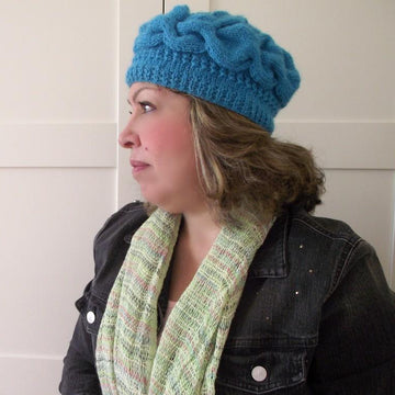 Nela Hat
