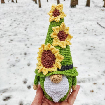 Sunflower gnome