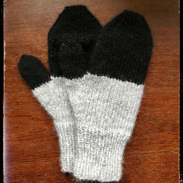 Slippin Mittens and Cowl