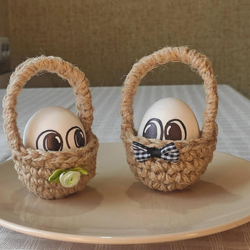Small basket for table decor