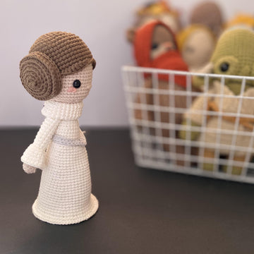Star Wars Leia and Rey (Pocket size) - Crochet Pattern/amigurumi