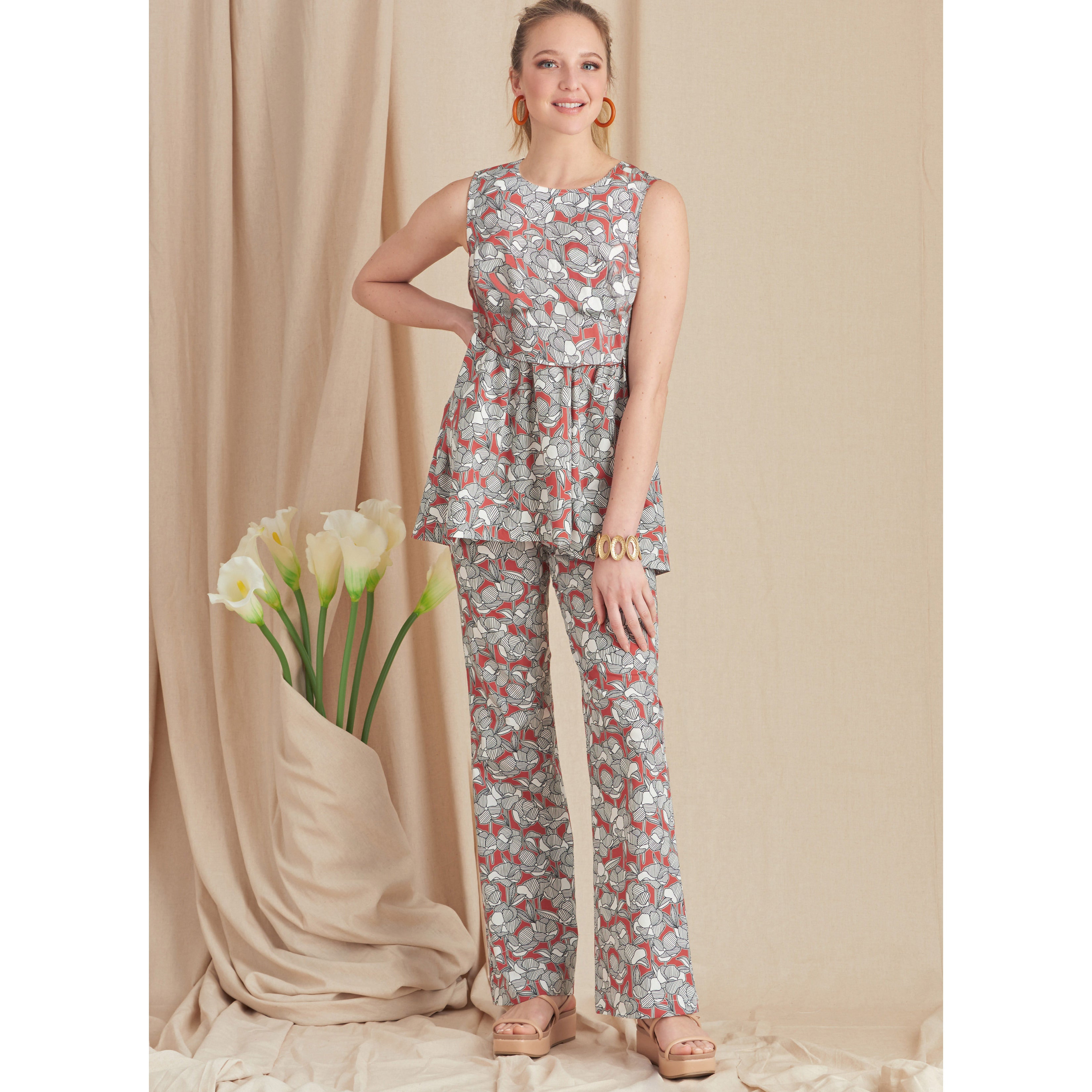 Simplicity Misses' Tunic, Cropped Top, Pants and Shorts S9611 - Sewing Pattern