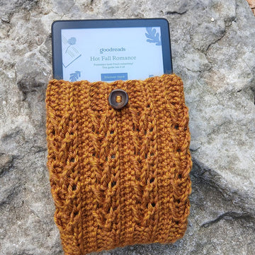 River Arrow Kindle Paperwhite Sleeve