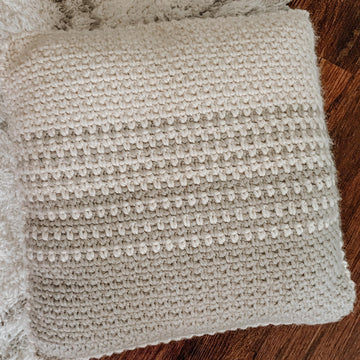 Farmhouse Chic Throw Pillow