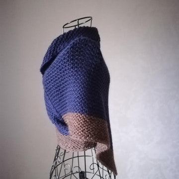 Outlander inspired Claire Navy blue brown shawl knittin pattern