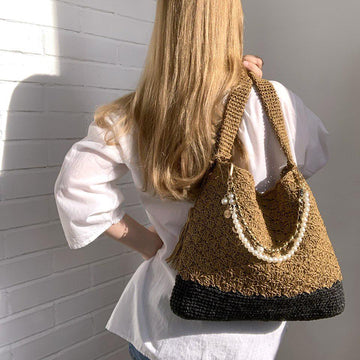 Two-Tone Raffia Hobo Bag Crochet Pattern