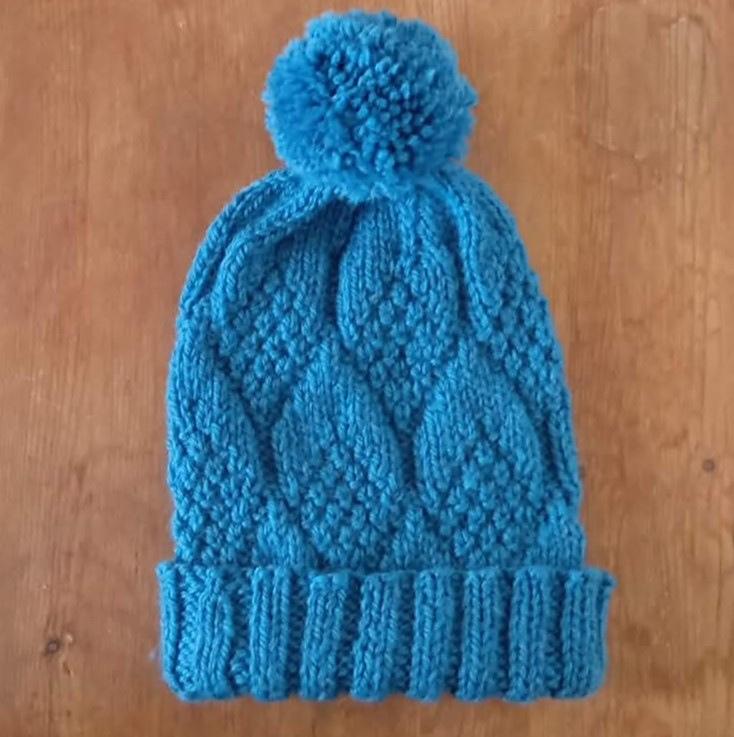 Hat on Straight Needles: Pinecones