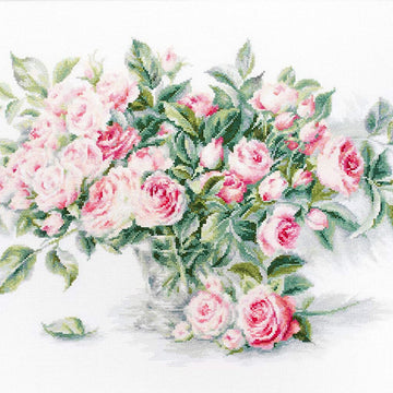 Luca-S Bouquet of Pink Roses Cross Stitch Kit (25 count linen fabric)
