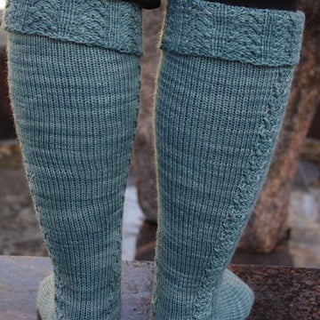 Talvi Vuorelassa socks