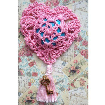 Valentine’s Victorian Heart Paperweight: Pink Collection