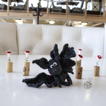 Mini cute Bat knitting flat