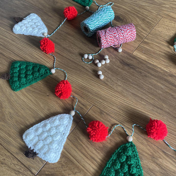Christmas Tree Garland/ Decorations
