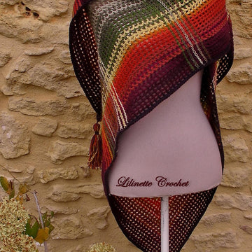 Hiedra Triangle Wrap