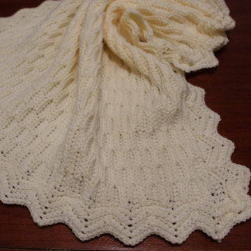 Honeycomb Blanket with Ripple Edging