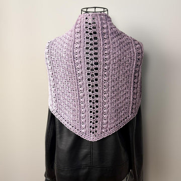 Flat Triangular Scarf "Galatea"