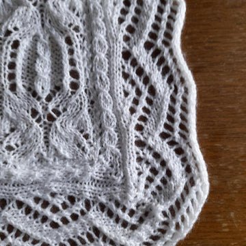JKS061 lace baby shawl