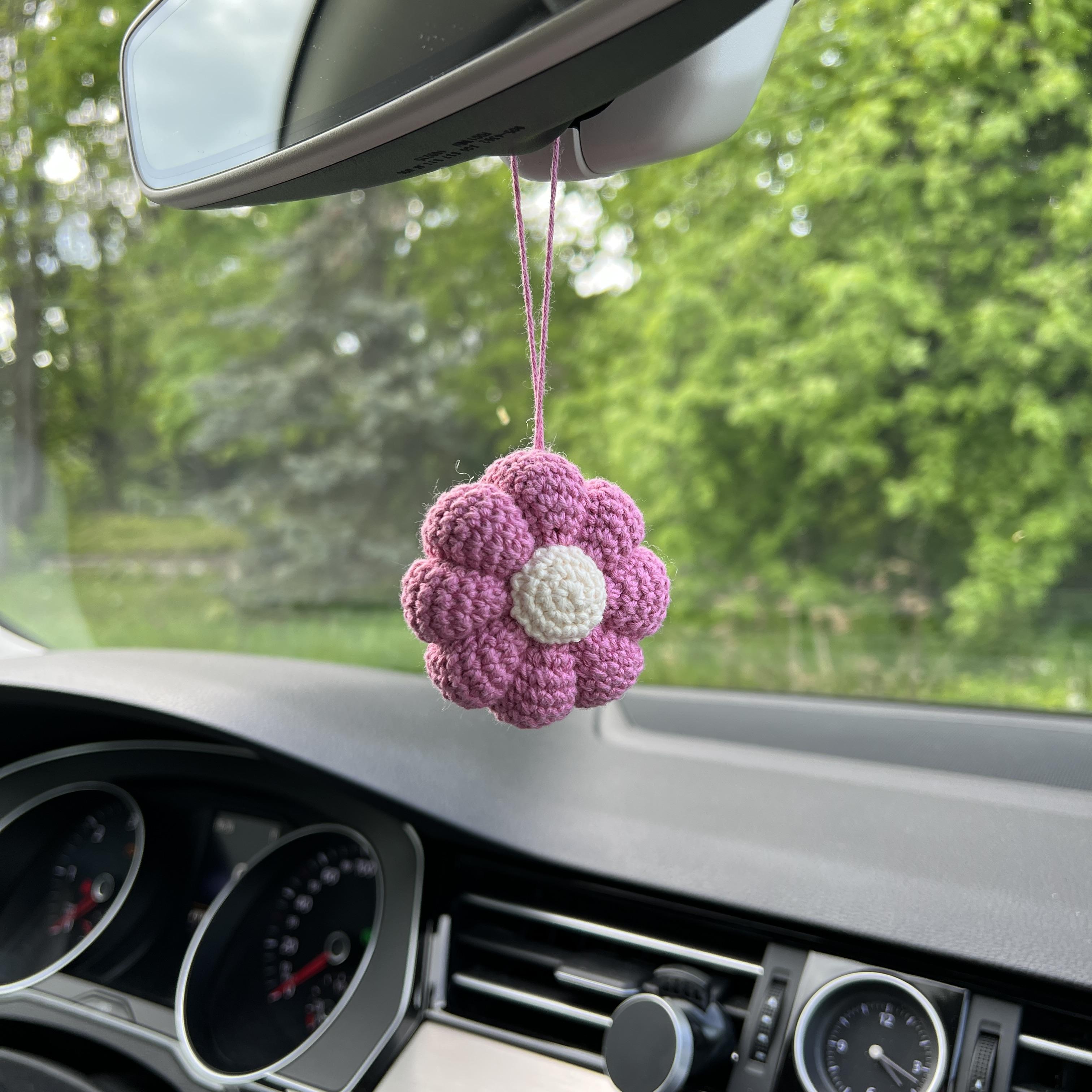 Crochet flower keychain amigurumi pattern keyring Bag charm Crochet car mirror hanging