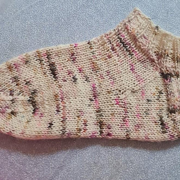 Cuff-down Size-inclusive Vanilla Shortie Socks