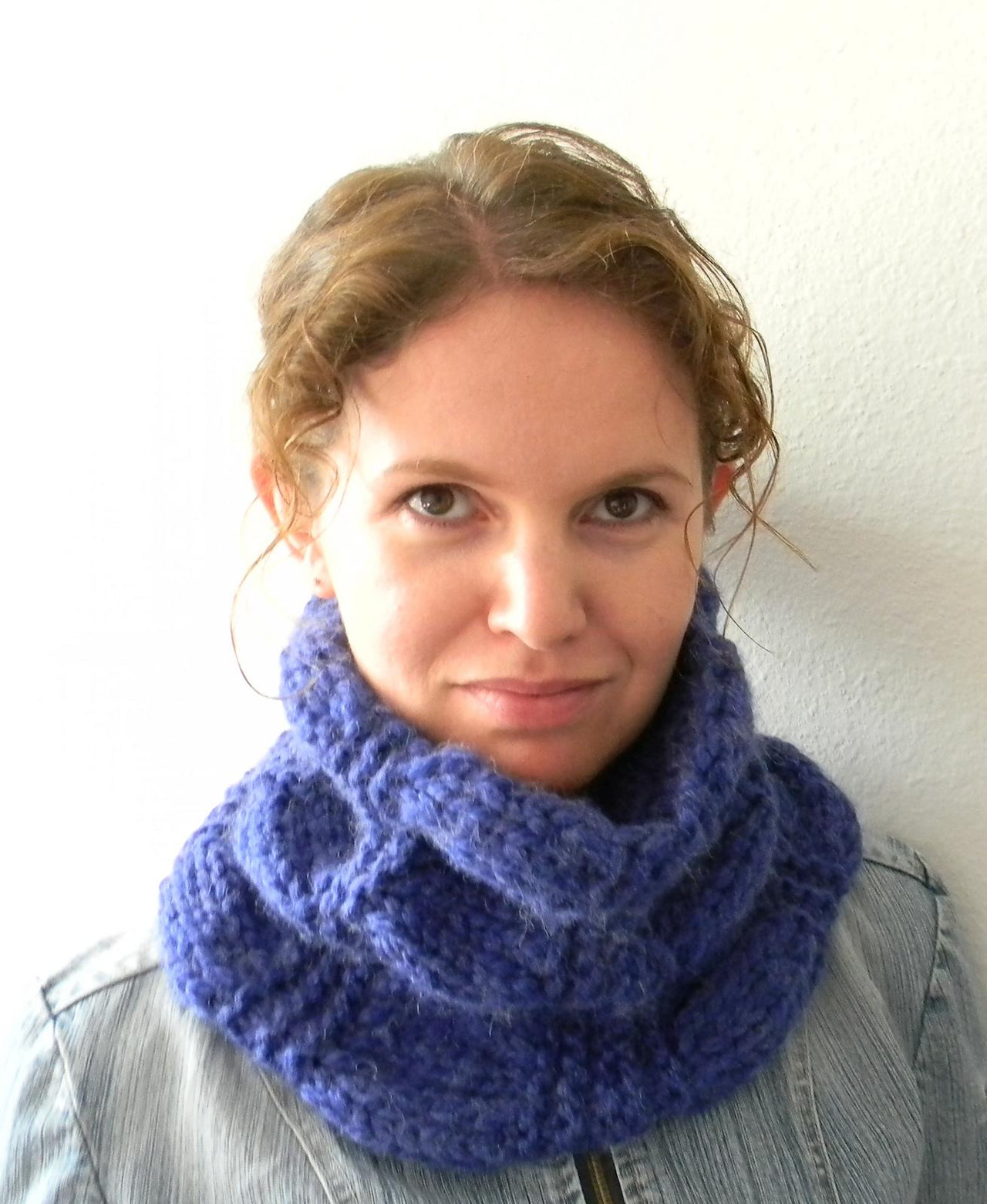 Elisa cowl