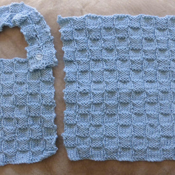 Lexie - 8ply/DK block stitch bib and washcloth