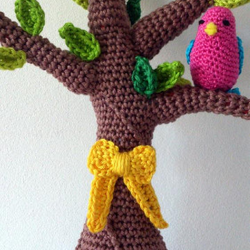 Tie a Yellow Ribbon 'round the ole Oak tree