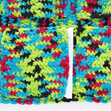 Pocket Wall Hanging in Red Heart Sweet Home - LM6440 - Downloadable PDF