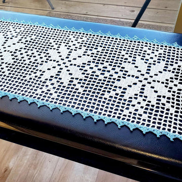 Snowflake Table Runner