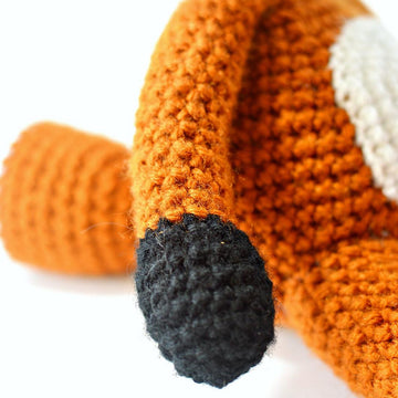 AmiguZOOmi - Fez the Fox