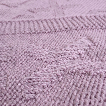 Hearts and hugs blanket