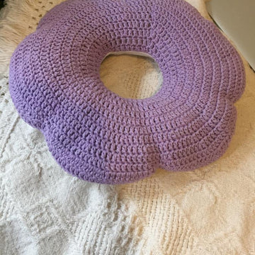 Flower daisy cushion crochet pattern