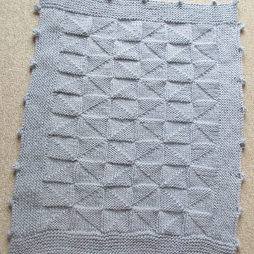 Windmill Pattern Cot Blanket