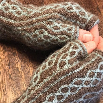 Willow Creek Mitts