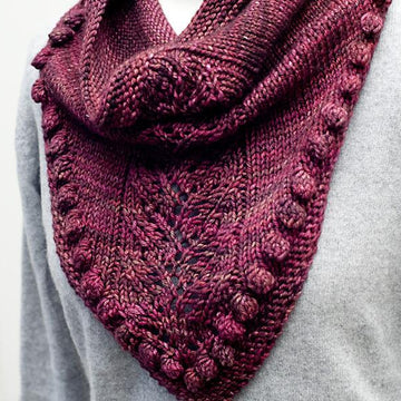 Hannah - Triangle Cowl