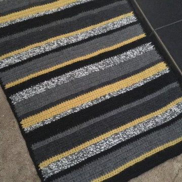 Crochet rug