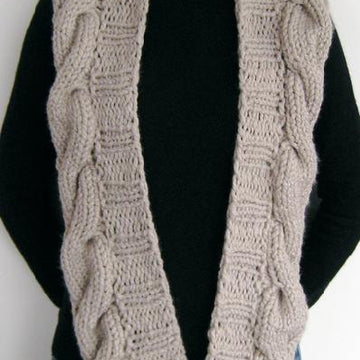 Agnes Shaped Scarf