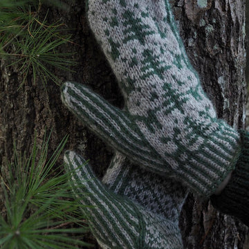 Woodland Mittens