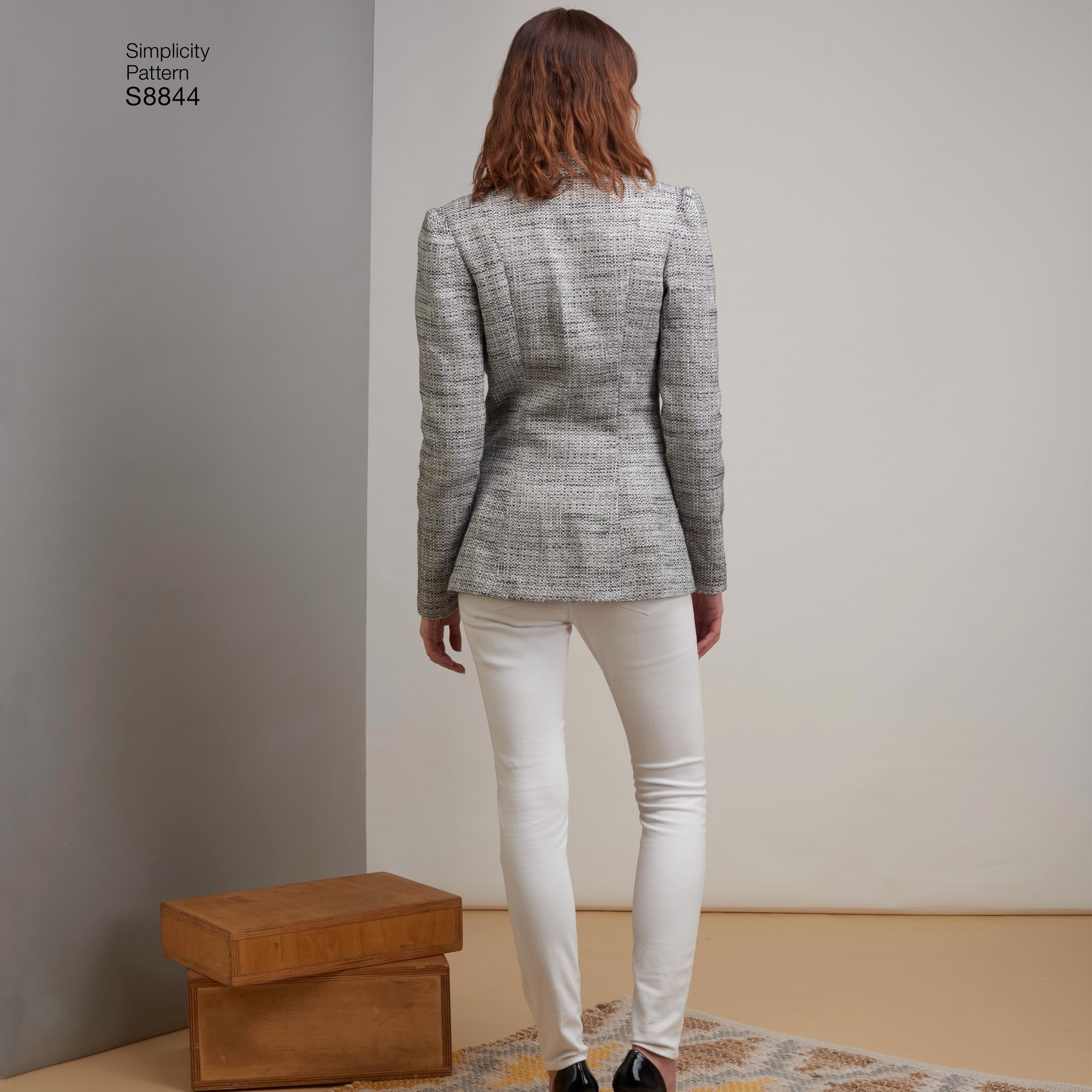 Simplicity S8844 Misses / Miss Petite Unlined Blazer - Sewing Pattern