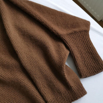 ROBIN Sweater I V-Neck