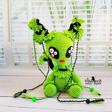 Crochet Cute Alien Girl