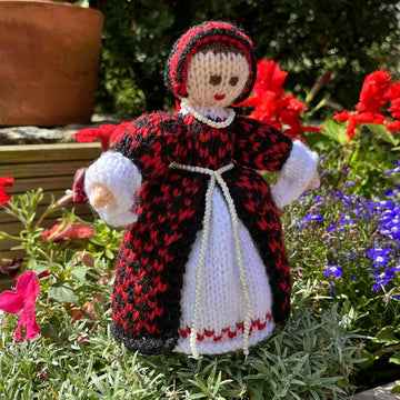 Katherine of Aragon Tudor Doll Knitting Pattern - Toy Knitting Pattern