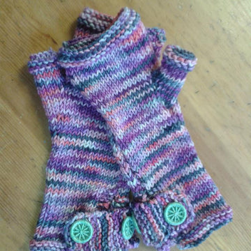 Bootiful Button Mittens